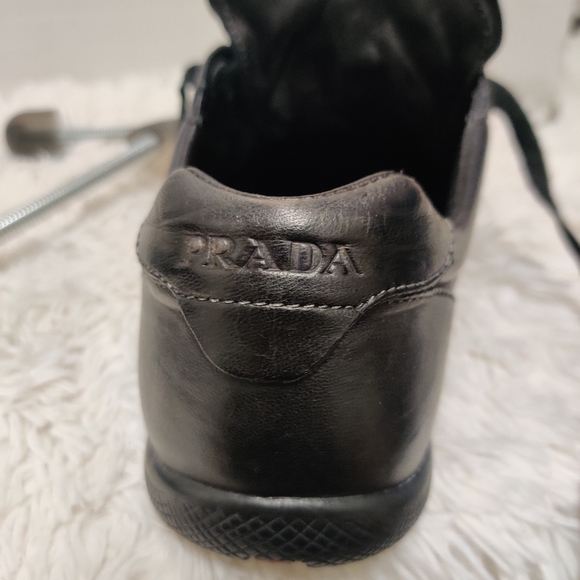 Prada leather sneaker sz 9 - Picture 10 of 11